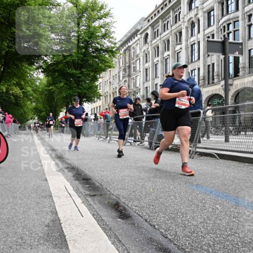 14.06.2026 - REWE Women's Run J. Mangold http://msf.ph/oto/9761157 14.06.2026 11:05:39 Ziel 5149, 5221, 5227, 5378, 5580, 5699, 5705, 5805, 5881, 5903 meine-sportfotos.de