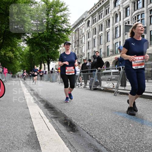 14.06.2026 - REWE Women's Run J. Mangold http://msf.ph/oto/9761170 14.06.2026 11:05:41 Ziel 5227, 5378, 5580, 5699, 5705, 5805, 5903, 6026 meine-sportfotos.de