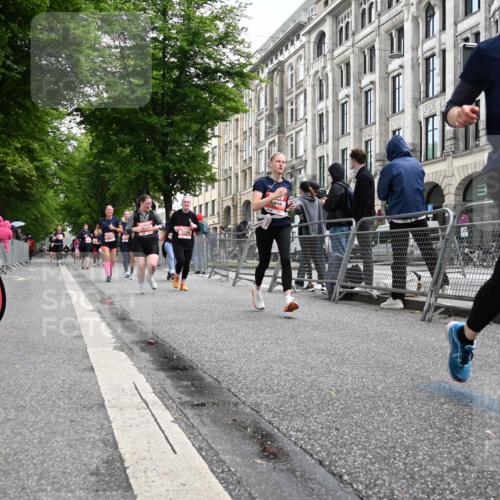14.06.2026 - REWE Women's Run J. Mangold http://msf.ph/oto/9761315 14.06.2026 11:05:59 Ziel 5075, 5076, 5134, 5382, 5541, 5799, 5829, 5844, 5960 meine-sportfotos.de