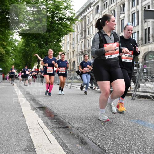 14.06.2026 - REWE Women's Run J. Mangold http://msf.ph/oto/9761350 14.06.2026 11:06:01 Ziel 5075, 5076, 5134, 5222, 5382, 5491, 5541, 5799, 5829, 5844, 5960, 6024 meine-sportfotos.de