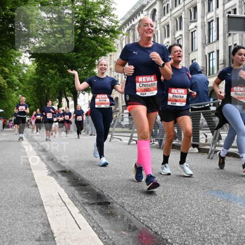 14.06.2026 - REWE Women's Run J. Mangold http://msf.ph/oto/9761367 14.06.2026 11:06:03 Ziel 5075, 5076, 5134, 5222, 5382, 5491, 5541, 5574, 5829, 5844, 6024 meine-sportfotos.de