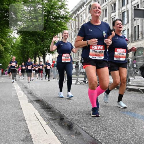 14.06.2026 - REWE Women's Run J. Mangold http://msf.ph/oto/9761369 14.06.2026 11:06:03 Ziel 5075, 5076, 5134, 5222, 5382, 5491, 5541, 5574, 5829, 5844, 6024 meine-sportfotos.de