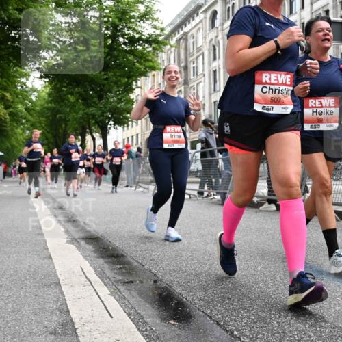 14.06.2026 - REWE Women's Run J. Mangold http://msf.ph/oto/9761372 14.06.2026 11:06:03 Ziel 5075, 5076, 5134, 5222, 5382, 5491, 5541, 5574, 5829, 5844, 6024 meine-sportfotos.de