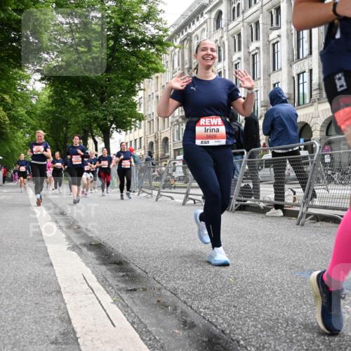 14.06.2026 - REWE Women's Run J. Mangold http://msf.ph/oto/9761374 14.06.2026 11:06:04 Ziel 5071, 5075, 5076, 5134, 5222, 5283, 5382, 5480, 5491, 5501, 5541, 5574, 5829, 6024 meine-sportfotos.de
