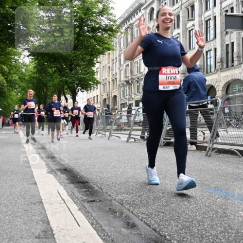 14.06.2026 - REWE Women's Run J. Mangold http://msf.ph/oto/9761376 14.06.2026 11:06:04 Ziel 5071, 5075, 5076, 5134, 5222, 5283, 5382, 5480, 5491, 5501, 5541, 5574, 5829, 6024 meine-sportfotos.de