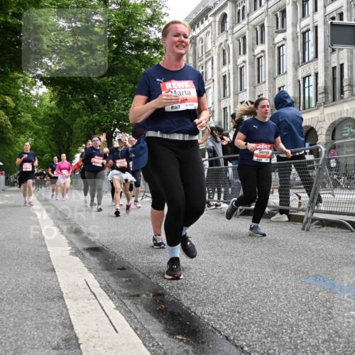 14.06.2026 - REWE Women's Run J. Mangold http://msf.ph/oto/9761404 14.06.2026 11:06:07 Ziel 5071, 5075, 5076, 5084, 5134, 5222, 5283, 5441, 5480, 5491, 5501, 5574, 5605, 5829, 6024, 6067 meine-sportfotos.de