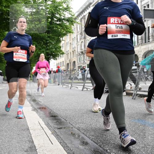 14.06.2026 - REWE Women's Run J. Mangold http://msf.ph/oto/9761446 14.06.2026 11:06:11 Ziel 5071, 5084, 5222, 5283, 5441, 5480, 5491, 5501, 5574, 5605, 6067 meine-sportfotos.de