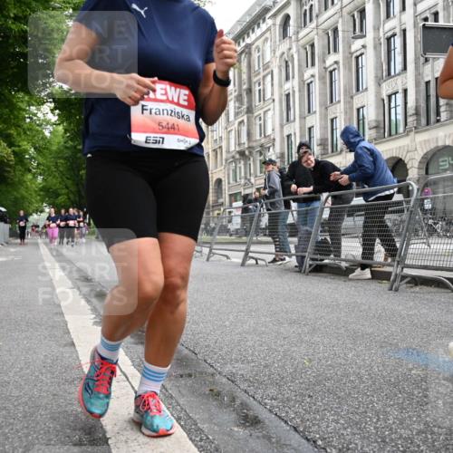 14.06.2026 - REWE Women's Run J. Mangold http://msf.ph/oto/9761451 14.06.2026 11:06:11 Ziel 5071, 5084, 5222, 5283, 5441, 5480, 5491, 5501, 5574, 5605, 6067 meine-sportfotos.de