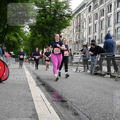 14.06.2026 - REWE Women's Run J. Mangold http://msf.ph/oto/9761472 14.06.2026 11:06:18 Ziel 5288, 5395, 5436, 5535, 5722, 5775, 5956, 5958 meine-sportfotos.de