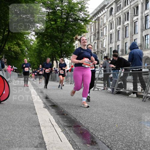 14.06.2026 - REWE Women's Run J. Mangold http://msf.ph/oto/9761476 14.06.2026 11:06:19 Ziel 5288, 5395, 5436, 5535, 5722, 5775, 5956, 5958 meine-sportfotos.de
