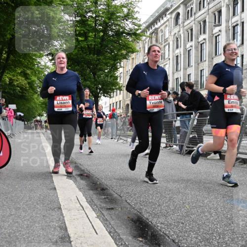14.06.2026 - REWE Women's Run J. Mangold http://msf.ph/oto/9761508 14.06.2026 11:06:22 Ziel 5288, 5347, 5395, 5436, 5535, 5722, 5723, 5775, 5816, 5956, 5958 meine-sportfotos.de