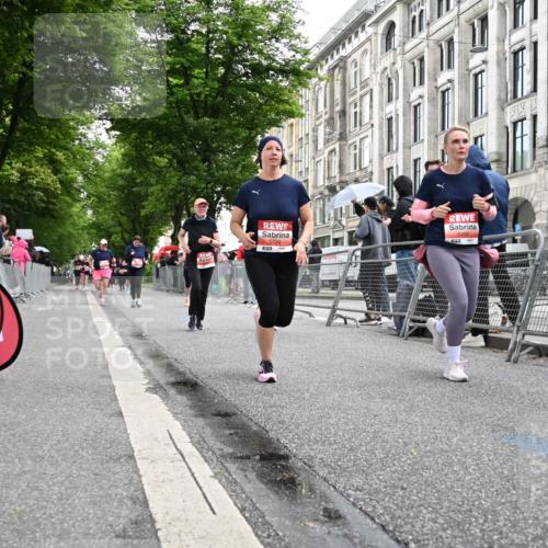 14.06.2026 - REWE Women's Run J. Mangold http://msf.ph/oto/9761518 14.06.2026 11:06:23 Ziel 5288, 5347, 5395, 5436, 5535, 5627, 5722, 5723, 5775, 5816, 5956, 5958 meine-sportfotos.de