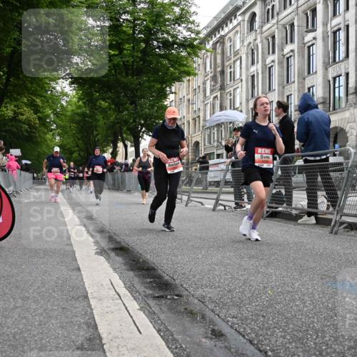 14.06.2026 - REWE Women's Run J. Mangold http://msf.ph/oto/9761535 14.06.2026 11:06:24 Ziel 5347, 5395, 5535, 5627, 5722, 5723, 5775, 5816, 5956, 5958 meine-sportfotos.de