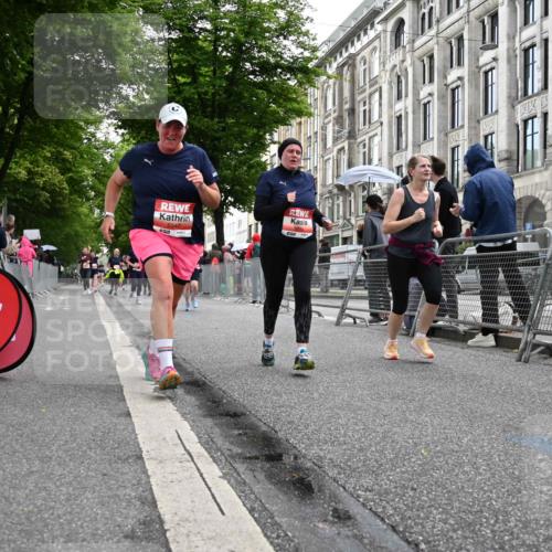14.06.2026 - REWE Women's Run J. Mangold http://msf.ph/oto/9761560 14.06.2026 11:06:27 Ziel 5347, 5395, 5534, 5535, 5627, 5722, 5723, 5816, 5856 meine-sportfotos.de