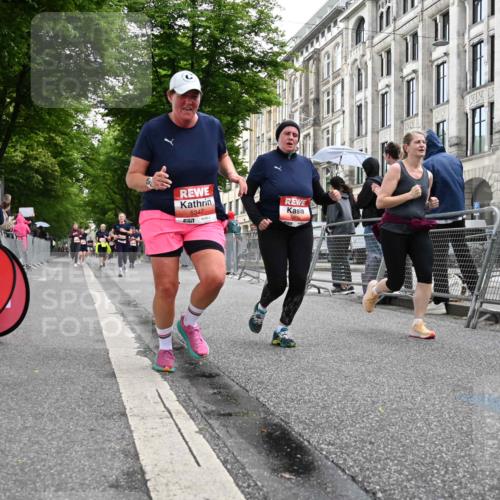 14.06.2026 - REWE Women's Run J. Mangold http://msf.ph/oto/9761562 14.06.2026 11:06:27 Ziel 5347, 5395, 5534, 5535, 5627, 5722, 5723, 5816, 5856 meine-sportfotos.de