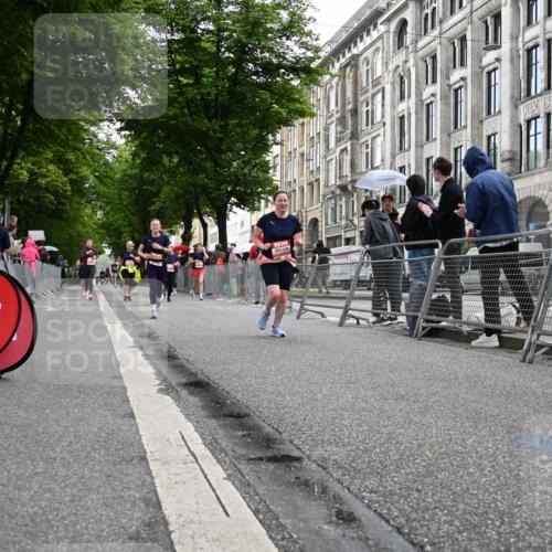 14.06.2026 - REWE Women's Run J. Mangold http://msf.ph/oto/9761569 14.06.2026 11:06:30 Ziel 5347, 5510, 5534, 5542, 5627, 5723, 5816, 5856 meine-sportfotos.de