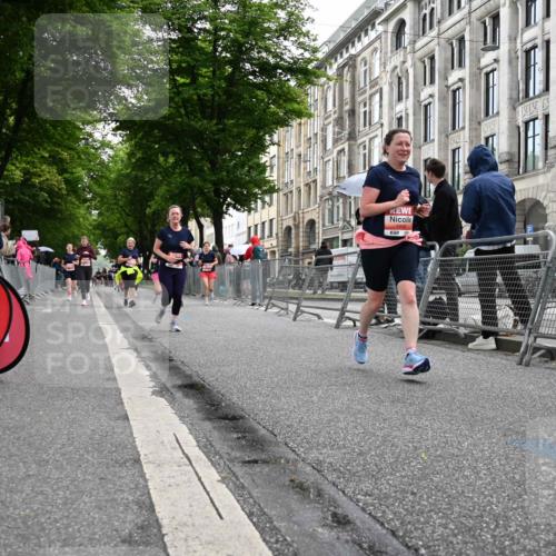 14.06.2026 - REWE Women's Run J. Mangold http://msf.ph/oto/9761582 14.06.2026 11:06:31 Ziel 5347, 5510, 5534, 5542, 5627, 5676, 5734, 5816, 5856 meine-sportfotos.de