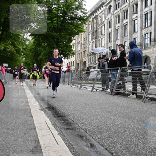 14.06.2026 - REWE Women's Run J. Mangold http://msf.ph/oto/9761588 14.06.2026 11:06:32 Ziel 5104, 5510, 5534, 5542, 5627, 5676, 5677, 5734, 5816, 5856 meine-sportfotos.de