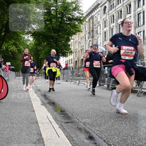 14.06.2026 - REWE Women's Run J. Mangold http://msf.ph/oto/9761616 14.06.2026 11:06:35 Ziel 5104, 5510, 5534, 5542, 5676, 5677, 5734, 5735, 5856, 5977 meine-sportfotos.de