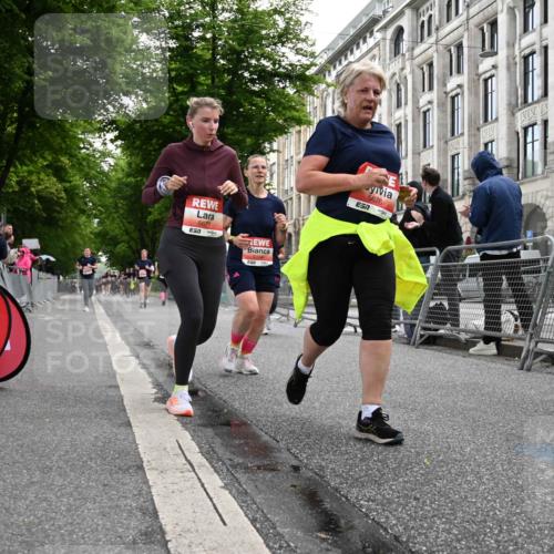 14.06.2026 - REWE Women's Run J. Mangold http://msf.ph/oto/9761638 14.06.2026 11:06:37 Ziel 5104, 5510, 5534, 5542, 5676, 5677, 5734, 5735, 5977, 6012 meine-sportfotos.de