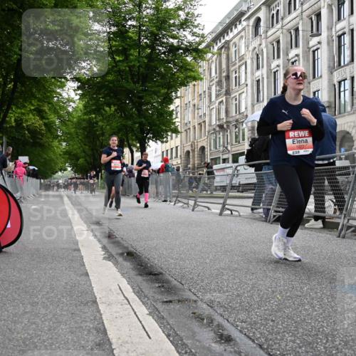 14.06.2026 - REWE Women's Run J. Mangold http://msf.ph/oto/9761671 14.06.2026 11:06:41 Ziel 5104, 5268, 5437, 5676, 5677, 5734, 5735, 5977, 6012 meine-sportfotos.de