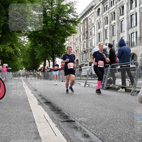14.06.2026 - REWE Women's Run J. Mangold http://msf.ph/oto/9761706 14.06.2026 11:06:44 Ziel 5268, 5437, 5735, 5977, 6012, 6041 meine-sportfotos.de