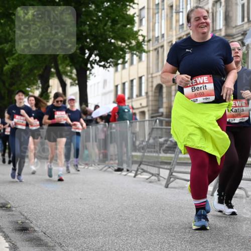 14.06.2026 - REWE Women's Run J. Mangold http://msf.ph/oto/9761745 14.06.2026 11:06:52 Ziel 5103, 5229, 5368, 5369, 5483, 5484, 6041 meine-sportfotos.de