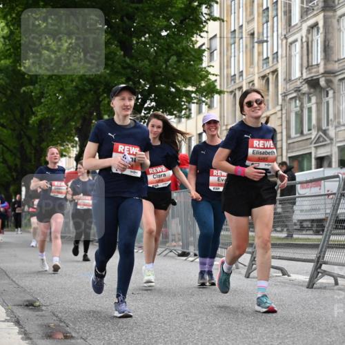 14.06.2026 - REWE Women's Run J. Mangold http://msf.ph/oto/9761755 14.06.2026 11:06:55 Ziel 5103, 5229, 5368, 5369, 5483, 5484, 5630, 6065 meine-sportfotos.de