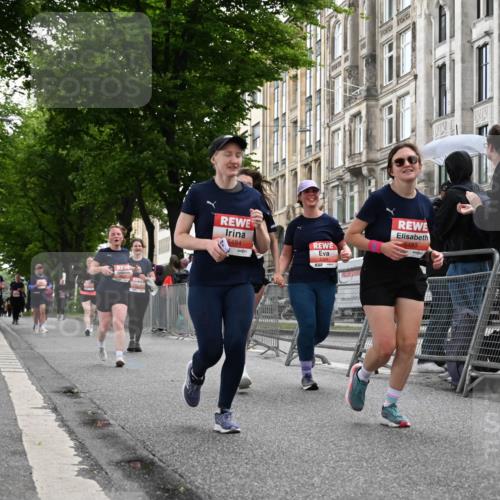 14.06.2026 - REWE Women's Run J. Mangold http://msf.ph/oto/9761764 14.06.2026 11:06:56 Ziel 5103, 5229, 5368, 5369, 5483, 5484, 5630, 6065 meine-sportfotos.de