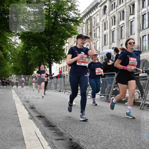 14.06.2026 - REWE Women's Run J. Mangold http://msf.ph/oto/9761771 14.06.2026 11:06:56 Ziel 5103, 5229, 5368, 5369, 5483, 5484, 5630, 6065 meine-sportfotos.de