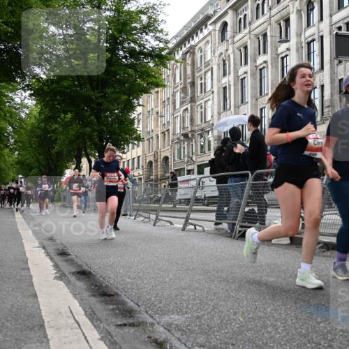 14.06.2026 - REWE Women's Run J. Mangold http://msf.ph/oto/9761778 14.06.2026 11:06:57 Ziel 5103, 5190, 5229, 5368, 5369, 5483, 5484, 5630, 6065 meine-sportfotos.de