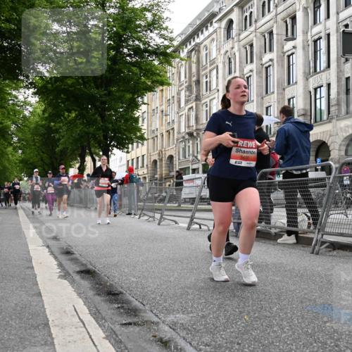 14.06.2026 - REWE Women's Run J. Mangold http://msf.ph/oto/9761795 14.06.2026 11:07:00 Ziel 5190, 5319, 5368, 5369, 5483, 5484, 5630, 5895, 6065 meine-sportfotos.de