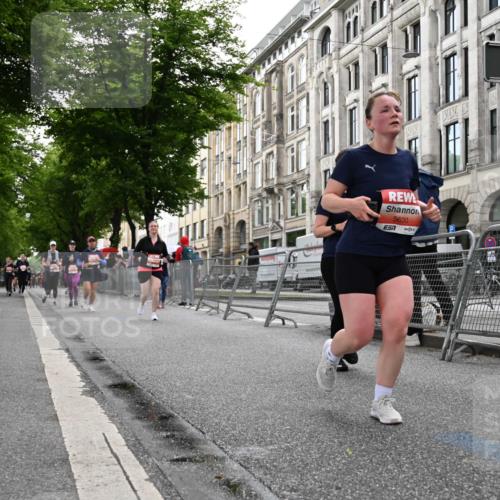 14.06.2026 - REWE Women's Run J. Mangold http://msf.ph/oto/9761797 14.06.2026 11:07:00 Ziel 5190, 5319, 5368, 5369, 5483, 5484, 5630, 5895, 6065 meine-sportfotos.de