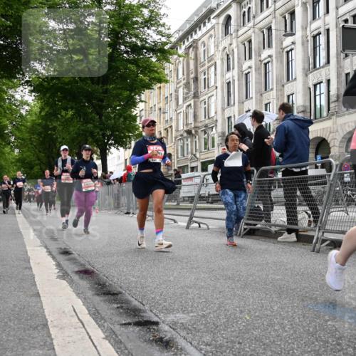 14.06.2026 - REWE Women's Run J. Mangold http://msf.ph/oto/9761828 14.06.2026 11:07:04 Ziel 5190, 5319, 5476, 5630, 5728, 5808, 5895, 6065 meine-sportfotos.de
