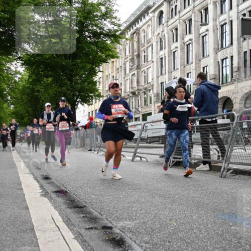 14.06.2026 - REWE Women's Run J. Mangold http://msf.ph/oto/9761831 14.06.2026 11:07:04 Ziel 5190, 5319, 5476, 5630, 5728, 5808, 5895, 6065 meine-sportfotos.de