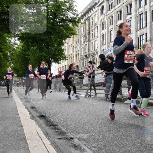 14.06.2026 - REWE Women's Run J. Mangold http://msf.ph/oto/9761875 14.06.2026 11:07:08 Ziel 5116, 5118, 5119, 5281, 5319, 5412, 5476, 5502, 5728, 5803, 5808, 5895 meine-sportfotos.de