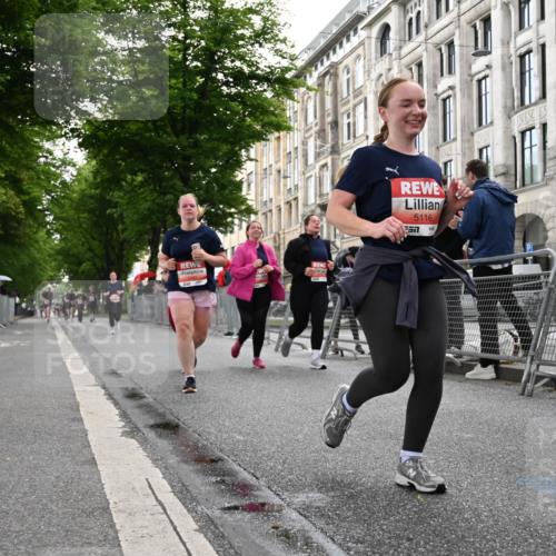 14.06.2026 - REWE Women's Run J. Mangold http://msf.ph/oto/9761918 14.06.2026 11:07:12 Ziel 5116, 5118, 5119, 5122, 5168, 5281, 5412, 5476, 5502, 5803, 5808 meine-sportfotos.de
