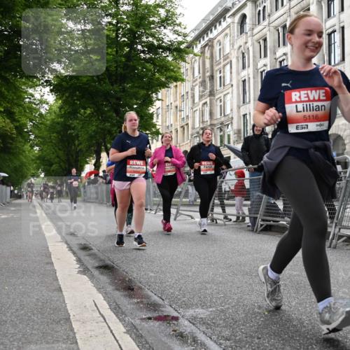14.06.2026 - REWE Women's Run J. Mangold http://msf.ph/oto/9761920 14.06.2026 11:07:12 Ziel 5116, 5118, 5119, 5122, 5168, 5281, 5412, 5476, 5502, 5803, 5808 meine-sportfotos.de