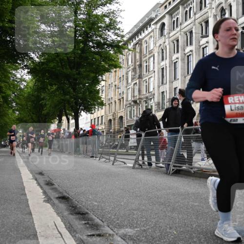 14.06.2026 - REWE Women's Run J. Mangold http://msf.ph/oto/9761960 14.06.2026 11:07:19 Ziel 5122, 5168, 5384, 5385 meine-sportfotos.de
