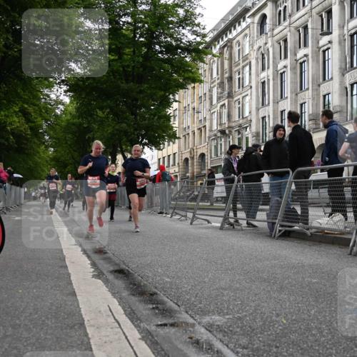 14.06.2026 - REWE Women's Run J. Mangold http://msf.ph/oto/9761964 14.06.2026 11:07:22 Ziel 5168, 5384, 5385, 5908, 5909 meine-sportfotos.de