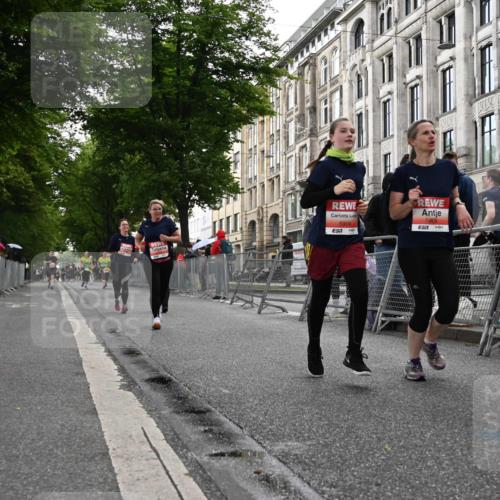 14.06.2026 - REWE Women's Run J. Mangold http://msf.ph/oto/9762010 14.06.2026 11:07:27 Ziel 5114, 5327, 5384, 5385, 5752, 5908, 5909 meine-sportfotos.de