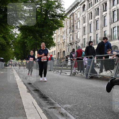 14.06.2026 - REWE Women's Run J. Mangold http://msf.ph/oto/9762020 14.06.2026 11:07:28 Ziel 5114, 5327, 5384, 5385, 5752, 5908, 5909 meine-sportfotos.de