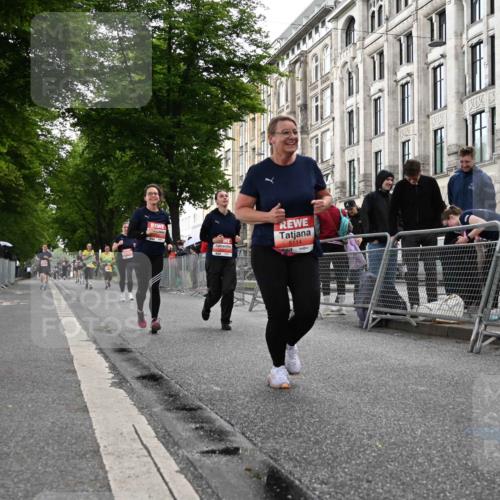 14.06.2026 - REWE Women's Run J. Mangold http://msf.ph/oto/9762036 14.06.2026 11:07:29 Ziel 5114, 5327, 5423, 5752, 5908, 5909 meine-sportfotos.de