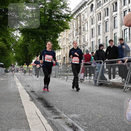 14.06.2026 - REWE Women's Run J. Mangold http://msf.ph/oto/9762048 14.06.2026 11:07:30 Ziel 5114, 5327, 5423, 5752, 5908, 5909 meine-sportfotos.de