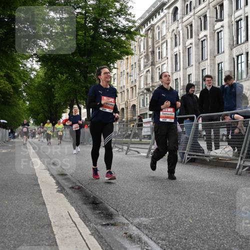 14.06.2026 - REWE Women's Run J. Mangold http://msf.ph/oto/9762054 14.06.2026 11:07:30 Ziel 5114, 5327, 5423, 5752, 5908, 5909 meine-sportfotos.de