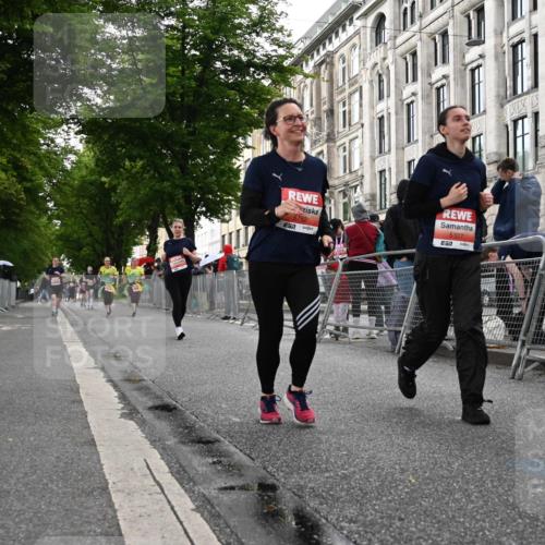14.06.2026 - REWE Women's Run J. Mangold http://msf.ph/oto/9762061 14.06.2026 11:07:31 Ziel 5114, 5327, 5423, 5752, 5908, 5909 meine-sportfotos.de