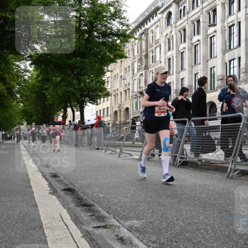 14.06.2026 - REWE Women's Run J. Mangold http://msf.ph/oto/9762120 14.06.2026 11:07:42 Ziel 5065, 5128, 5129, 5131, 5313, 5397, 5478, 5664 meine-sportfotos.de