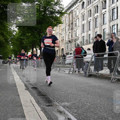 14.06.2026 - REWE Women's Run J. Mangold http://msf.ph/oto/9762167 14.06.2026 11:07:50 Ziel 5016, 5018, 5128, 5129, 5131, 5201, 5206, 5478 meine-sportfotos.de