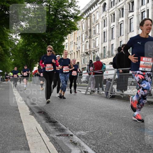 14.06.2026 - REWE Women's Run J. Mangold http://msf.ph/oto/9762187 14.06.2026 11:07:54 Ziel 5016, 5018, 5019, 5201, 5206, 5253, 5597, 5807 meine-sportfotos.de
