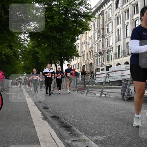 14.06.2026 - REWE Women's Run J. Mangold http://msf.ph/oto/9762232 14.06.2026 11:08:06 Ziel 5296, 5414, 5459, 5875, 5900, 5931 meine-sportfotos.de